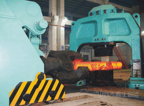 重型鍛件拔長工序