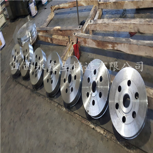 重型車輪鍛件加工擺放