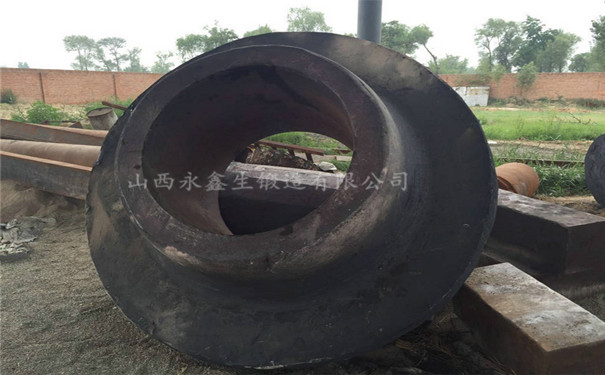 鍛造廠生產(chǎn)重型鍛件